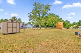 6941 Melbourne Dr, Fayetteville, NC 28314 - Photo 37