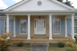 305 W 32nd St, Lumberton, NC 28358 - Photo 9