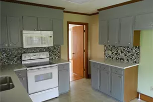 305 W 32nd St, Lumberton, NC 28358 - Photo 13