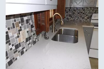 305 W 32 Street, Lumberton, NC 28358 - Photo 15