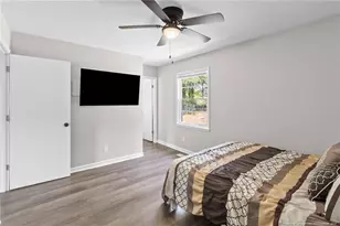 672 Walker St, Fayetteville, NC 28311 - Photo 9