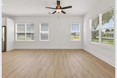 1019 E Harnett Street, Dunn, NC 28334 - Photo 5