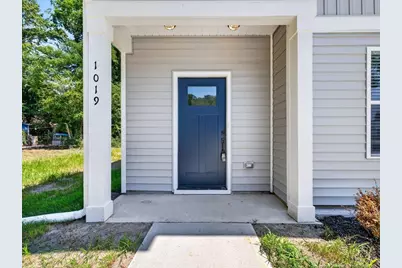 1019 E Harnett Street, Dunn, NC 28334 - Photo 3