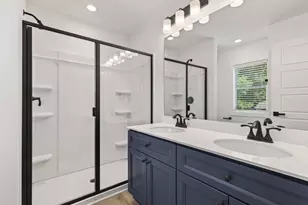 1019 E Harnett St, Dunn, NC 28334 - Photo 17