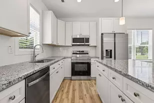 1021 E Harnett St, Dunn, NC 28334 - Photo 11