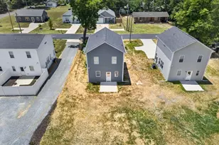 1021 E Harnett St, Dunn, NC 28334 - Photo 29