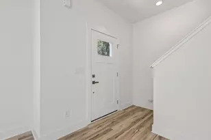 1021 E Harnett St, Dunn, NC 28334 - Photo 5