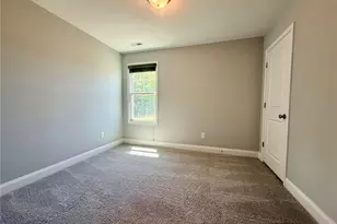 580 Hayes Rd, Spring Lake, NC 28390 - Photo 15