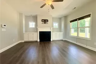 580 Hayes Rd, Spring Lake, NC 28390 - Photo 7