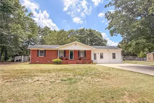 153 Pine Circle, Rockingham, NC 28379 - Photo 1