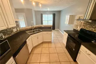 1928 Sir Michael Dr, Hope Mills, NC 28348 - Photo 7