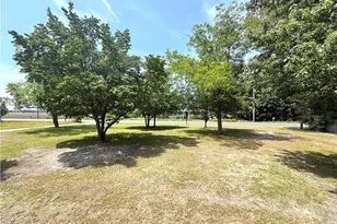1197 E Parkton Tobermory Rd, Parkton, NC 28371 - Photo 3