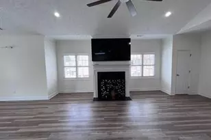 812 Sage Creek Ln, Fayetteville, NC 28305 - Photo 3