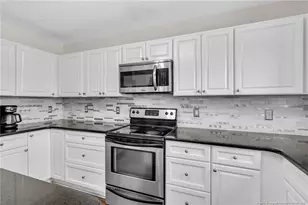 1206 Snowy Egret Dr, Fayetteville, NC 28306 - Photo 17