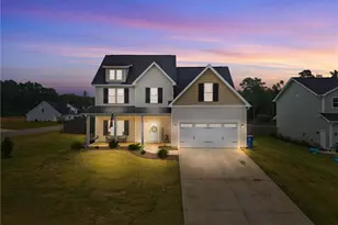 101 Woodford Ln, Vass, NC 28394 - Photo 1