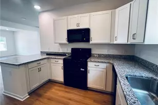 541 Bartley St, Vass, NC 28394 - Photo 7
