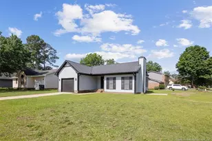 504 Offing Dr, Fayetteville, NC 28314 - Photo 5