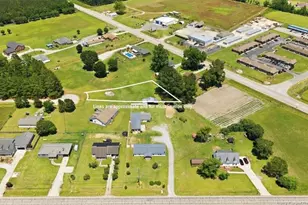 112 Rennert Rd, Lumberton, NC 28360 - Photo 5