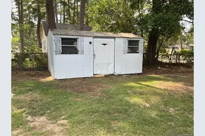 120 W Elwood Avenue, Raeford, NC 28376 - Photo 15