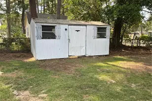 120 W Elwood Ave, Raeford, NC 28376 - Photo 15