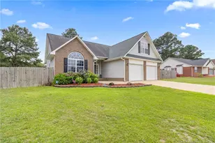 116 Woodbine Dr, Raeford, NC 28376 - Photo 3