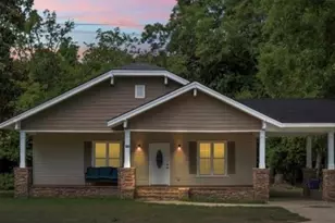 191 W Third St, Parkton, NC 28371 - Photo 1