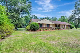 246 Robin Rd, Lumberton, NC 28358 - Photo 3