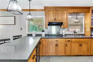 246 Robin Rd, Lumberton, NC 28358 - Photo 11
