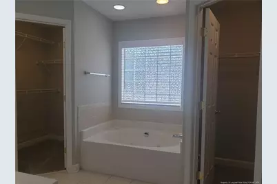 1908 Ashridge Drive, Fayetteville, NC 28304 - Photo 27