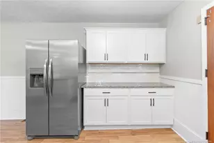 344 S 4th St, Saint Pauls, NC 28384 - Photo 13