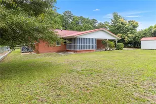344 S 4th St, Saint Pauls, NC 28384 - Photo 31