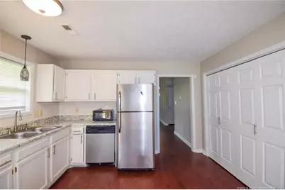 5935 Bloomsbury Drive, Fayetteville, NC 28306 - Photo 5