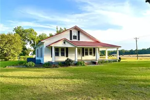 744 Patterson Rd, Broadway, NC 27505 - Photo 1