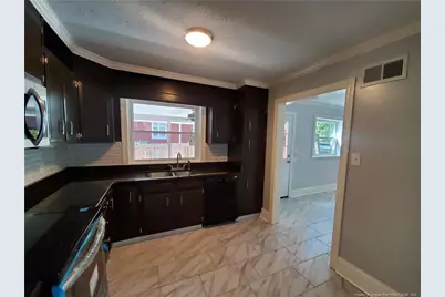 1015 Brook Street, Fayetteville, NC 28305 - Photo 11