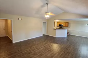 3347 Broomsgrove Dr, Fayetteville, NC 28306 - Photo 5