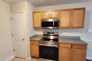 3347 Broomsgrove Dr, Fayetteville, NC 28306 - Photo 9