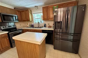 21621 Old Maxton Rd, Maxton, NC 28364 - Photo 21