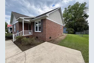 1406 E 11th Street, Lumberton, NC 28358 - Photo 13