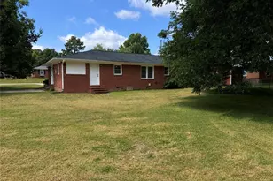 710 Tupelo Cir, Fayetteville, NC 28304 - Photo 3