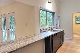 305 Reid Ct, Fayetteville, NC 28314 - Photo 7