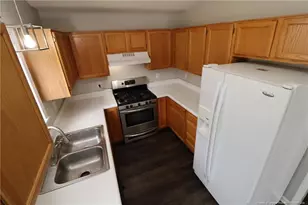 504 Noonday Ct, Holly Springs, NC 27540 - Photo 11