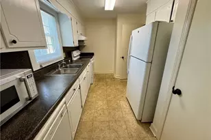 2601 N Roberts Ave, Lumberton, NC 28358 - Photo 9