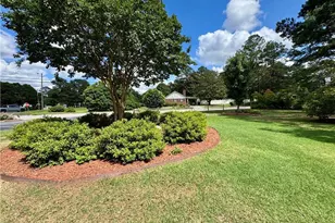 2601 N Roberts Ave, Lumberton, NC 28358 - Photo 31