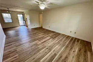 2601 N Roberts Ave, Lumberton, NC 28358 - Photo 3