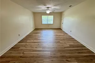 2601 N Roberts Ave, Lumberton, NC 28358 - Photo 5