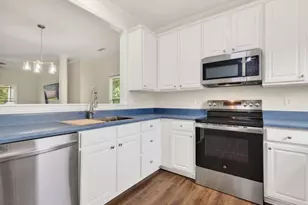 1125 Bungalow Park Dr, Apex, NC 27502 - Photo 13