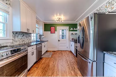 508 W Chisholm Street, Sanford, NC 27330 - Photo 9