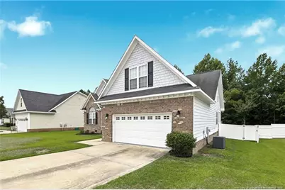 263 Thorncliff Drive, Raeford, NC 28376 - Photo 3