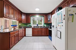 2107 Pinewood Terrace, Fayetteville, NC 28304 - Photo 11