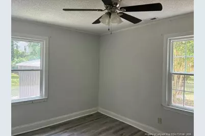 210 Brookwood Avenue, Fayetteville, NC 28301 - Photo 11